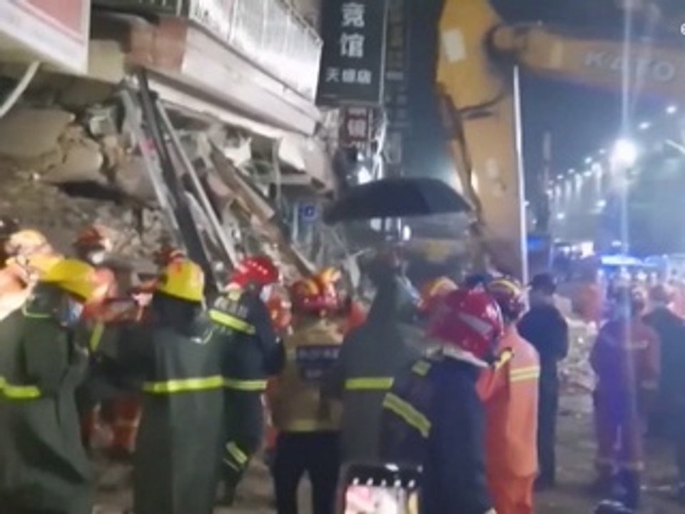 Changsha: 6-stöckiges Wohnhaus kollabiert