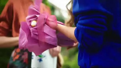 Stiletto Vendetta - Capítulo 24 - Audio Español - Ufak Tefek Cinayetler - Vídeo Dailymotion