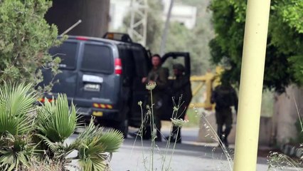 اعتقال شخصين وعملية بحث في الضفة الغربية غداة هجوم قتل خلاله إسرائيلي