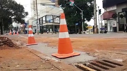 Transitar realiza mudança na sinalização no cruzamento entre a Rua Erechim com a Rua Barão do Cerro Azul