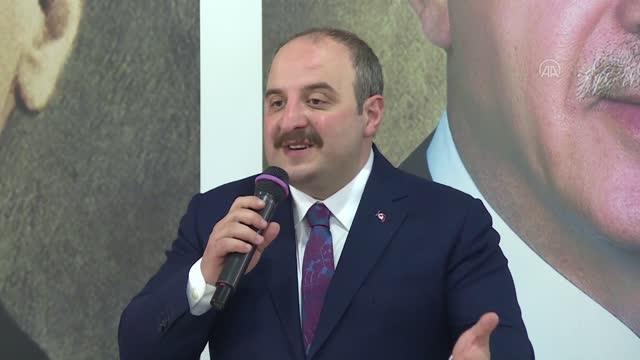 Bakan Varank: Biz terörle mücadele ederken aynı zamanda gençlere de iş imkanları oluşturmaya çalışıyoruz