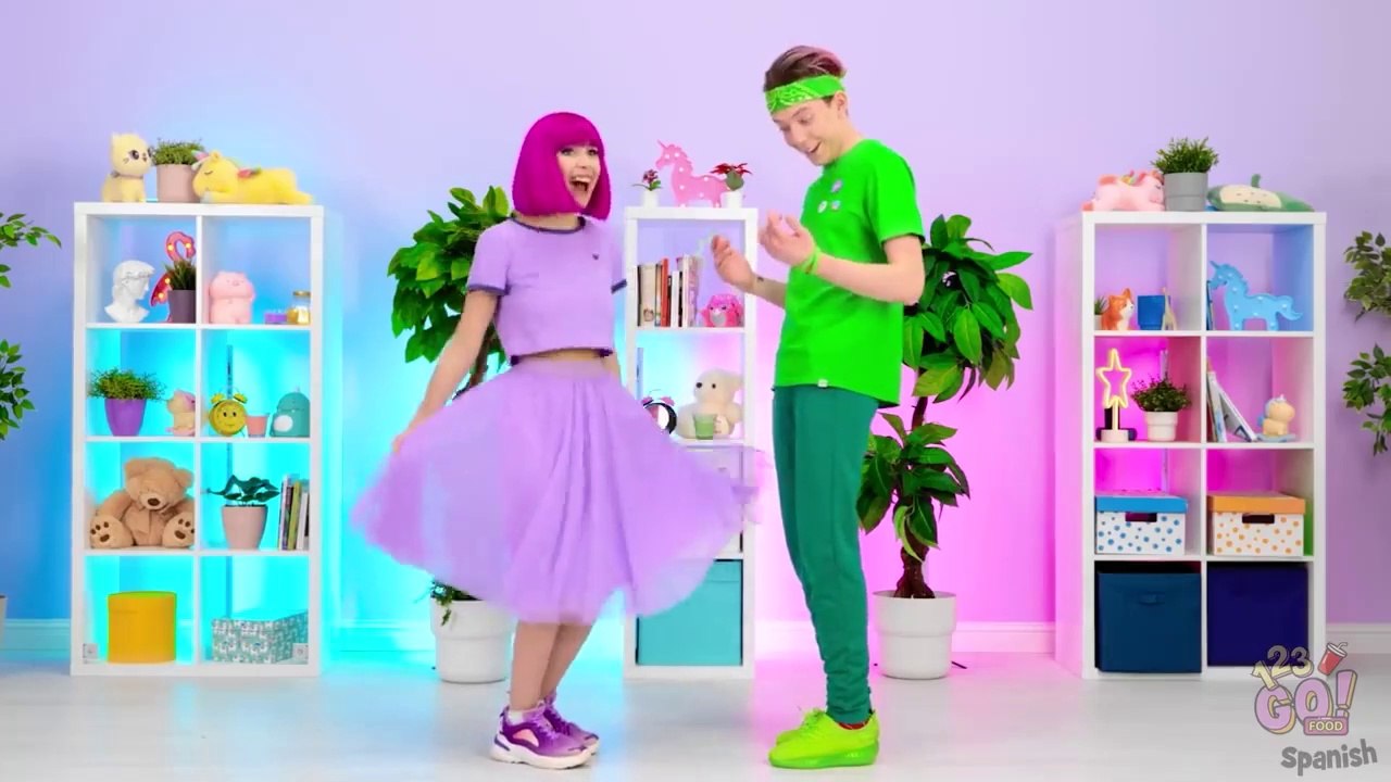 VERDE VS. MORADO -- Desafío de comer y comprar todo de 1 color por 24 horas por 123 GO! FOOD