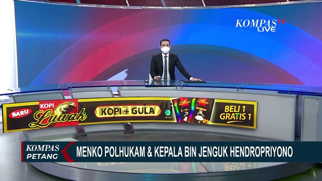 Menko Polhukam Mahfud MD Jenguk Mantan Kepala BIN Hendropriyono yang Sakit Demam Berdarah