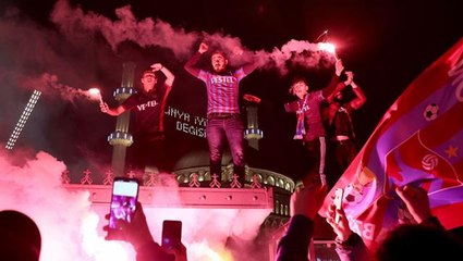 Trabzonspor'un şampiyonluğu Türkiye'nin dört bir yanında horonlar ve kolbastı ile kutlanıyor