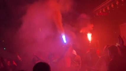 BAĞDAT CADDESİ'NDEKİ SEVİNÇ GÖSTERİLERİNDE HAREKETLİ DAKİKALAR