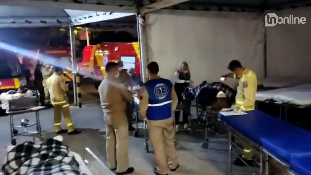 Filas de ambulâncias em hospitais de Curitiba impressionam