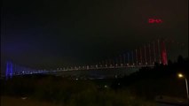 SPOR İstanbul'da köprüler bordo-maviye büründü
