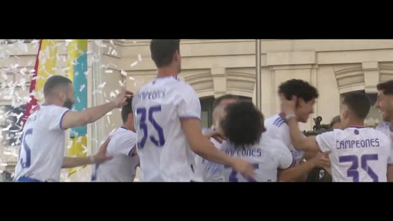 Real Madrid celebrate LaLiga title in style with victory parade