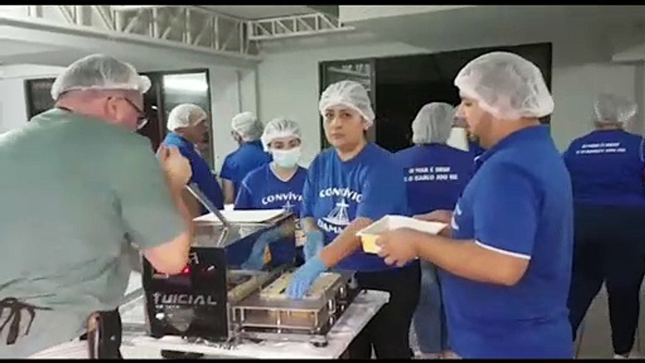 Festa do Trabalhador inicia com venda de buchada no Seminário São José