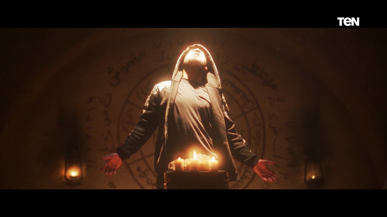 أول رعب ونهايتها رعب بس في الآخر أهل الدرب انقذوا سيف