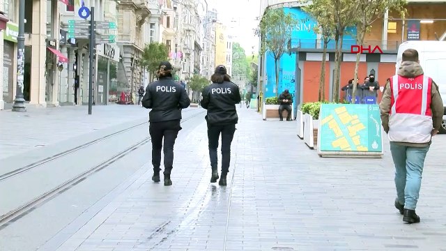 İşçi Bayramı'nda İstiklal Caddesi boş kaldı