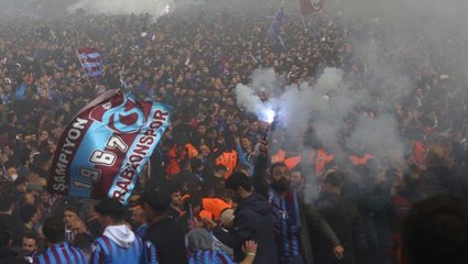 Trabzonspor'da şampiyonluğun öyküsü! 38 yıl sonra gelen zaferde 2 kırılma anı var