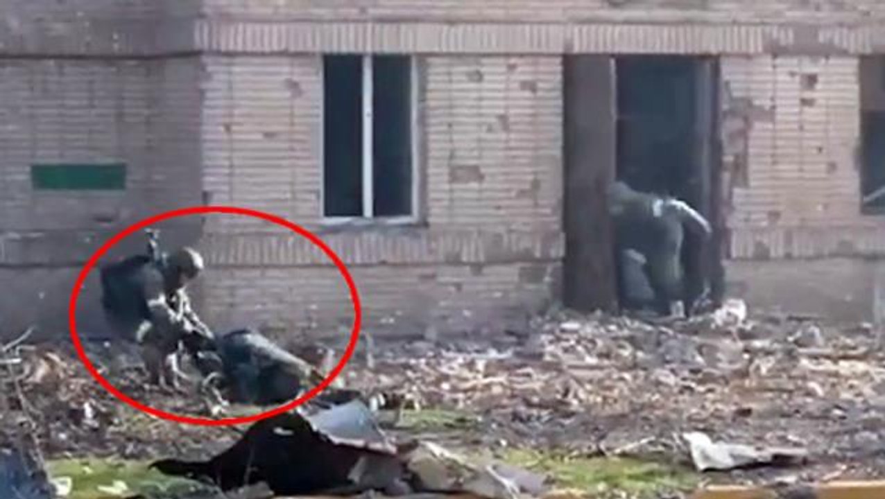 Ukrayna'da film sahnelerini aratmayan görüntü! Rus timi böyle pusuya düşürüldü