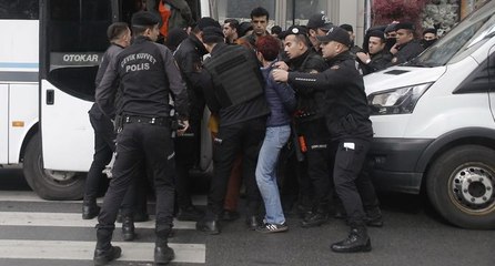 Taksim’e yürümek isteyen gruplar gözaltına alındı