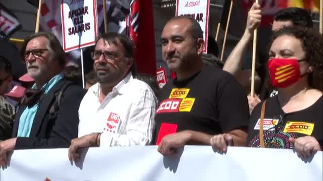 Barcelona reclama en el Primero de Mayo una subida de salarios para combatir la inflación