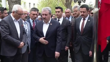 BBP Genel Başkanı Destici, Muhsin Yazıcıoğlu'nun kabrini ziyaret etti