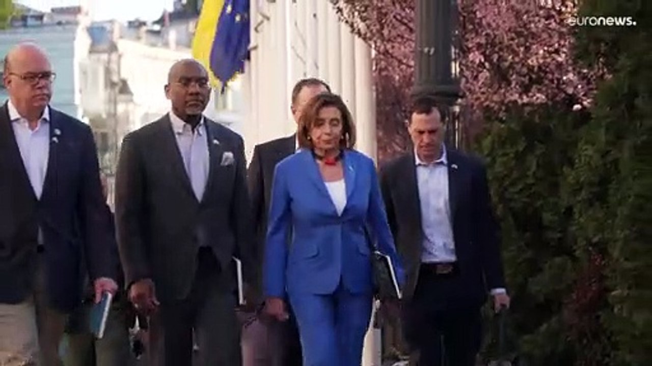 Top US lawmaker Nancy Pelosi meets Zelenskyy in Ukraine