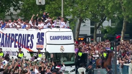 Bus à impériale et facétie de Marcelo : le Real fête son 35e sacre