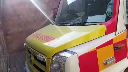 VIDEO एम्बुलेंस मिली तो खूब मिठाइयां बांटी, अब ..... -उद्घाटन के बाद से शो-पीस बनी हुई है एम्बुलेंस