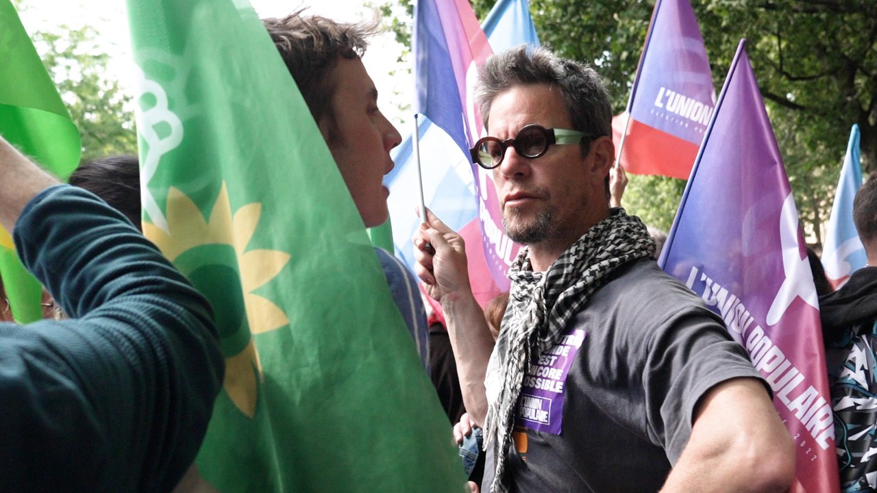 «C'est notre seul espoir»:  l'union de la gauche pour les législatives au coeur du défilé du 1er mai