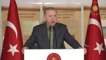 Cumhurbaşkanı Erdoğan işçilerle iftarda bir araya geldi: (1)