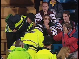 Season 1995-96 - Wimbledon vs Newcastle United - 03.12.1995