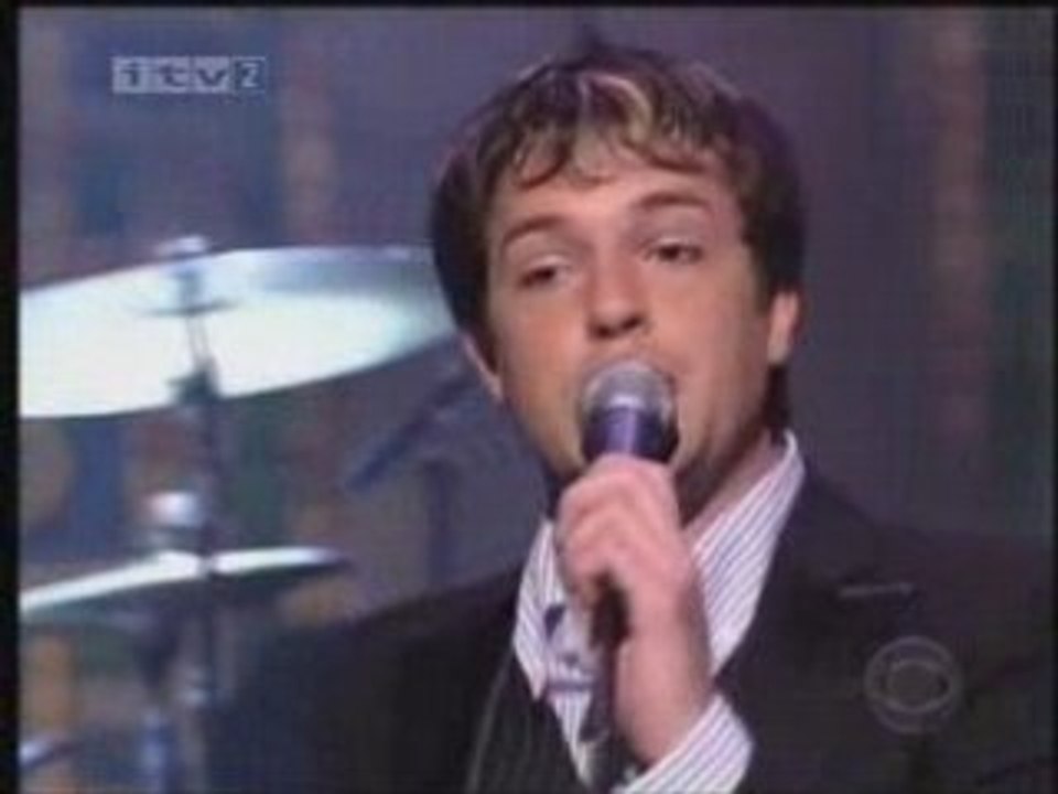 The Killers - Somebody Told Me (Live - David Letterman)