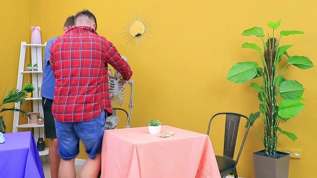 ¡Bromas Entre Hermanos! ¡Bromas de Hermana vs Hermano!