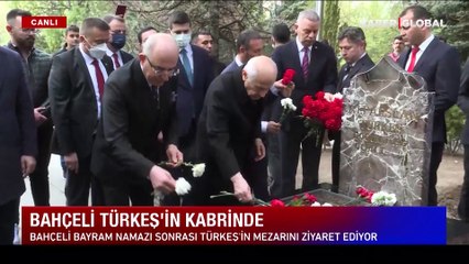 MHP lideri Bahçeli, Alparslan Türkeş'in kabrini ziyaret etti