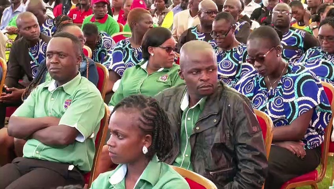 President Uhuru Kenyatta increases Kenya's minimum wage by 12%