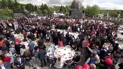 Akşener, "Bayram Sofrası" programına katıldı