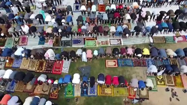 Eid al-Fitr, il mondo musulmano celebra la fine del Ramadan