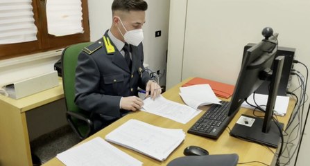 Ascoli - Pirateria audiovisiva, finanzieri incastrano imprenditore del "pezzotto" (02.05.22)