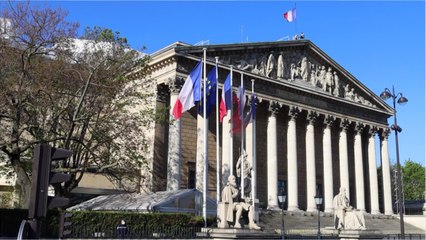 Economie : “La France est déjà retombée en récession”