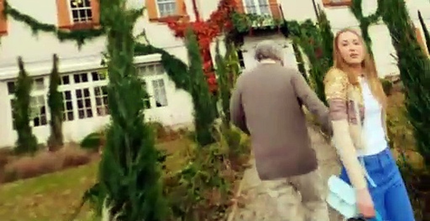 The Lodge S01 E01