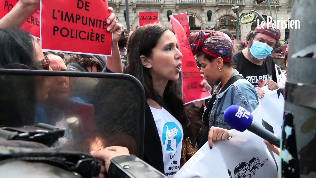 «Des policiers manifestent contre une mise en examen !» : le rassemblement des policiers chahuté à Paris