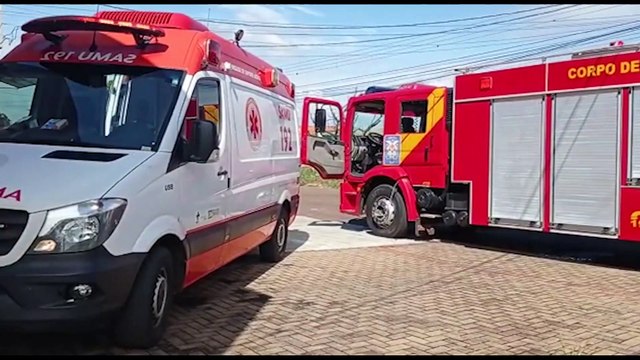 Com contratura na região lombar, mulher fica presa em estrutura de três metros e precisa ser resgata pelo Corpo de Bombeiros e Samu