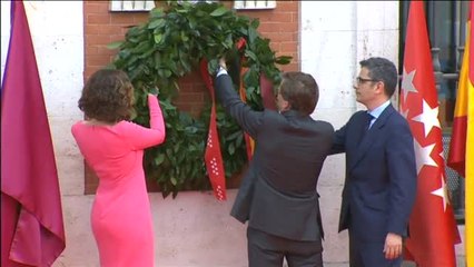 Download Video: Exhibición de unidad entre Núñez Feijóo y Díaz Ayuso en la celebración del Dos de Mayo