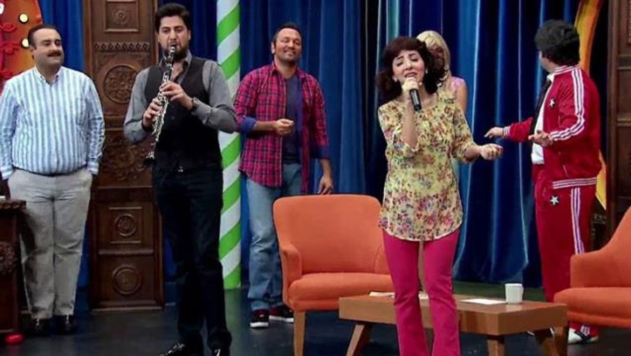 Güldür Güldür Show'un yıldızı Meltem Yılmazkaya aşkını ilan etti! Sevgilisiyle samimi pozunu paylaştı