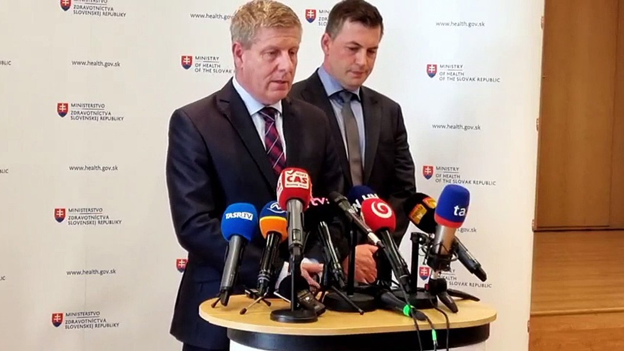 ZÁZNAM: Minister zdravotníctva V. Lengvarský odchod z funkcie neplánuje