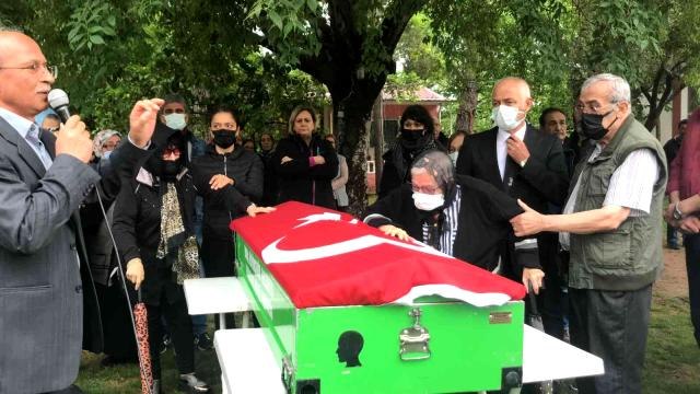 Eski Bakan Bekir Sami Daçe toprağa verildi