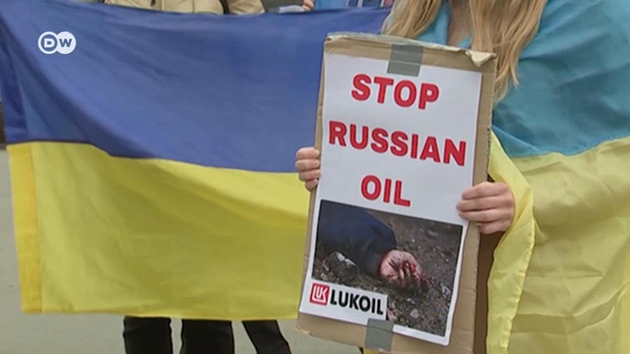 Берлин призывает ЕС ввести нефтяное эмбарго против РФ (02.05.2022)