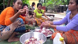 Wow amazing cooking cow soup and BBQ beef in my family - Amazing video