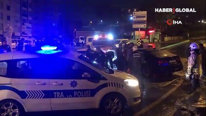 Önce kaza yaptılar sonra kavga ettiler! O anlar kamerada