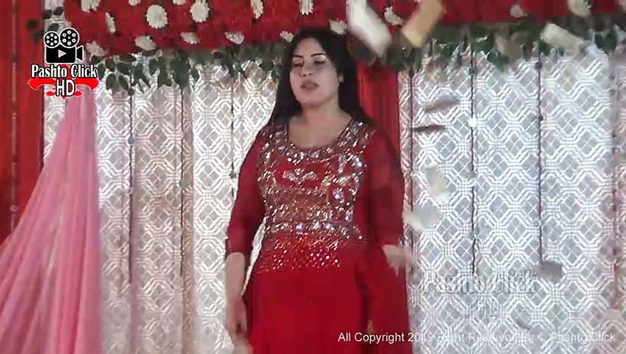 Maryam Mast Amazing Pashto Dance Performance In Musical Show