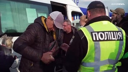 Беженцы из Мариуполя прибывают в Запорожье