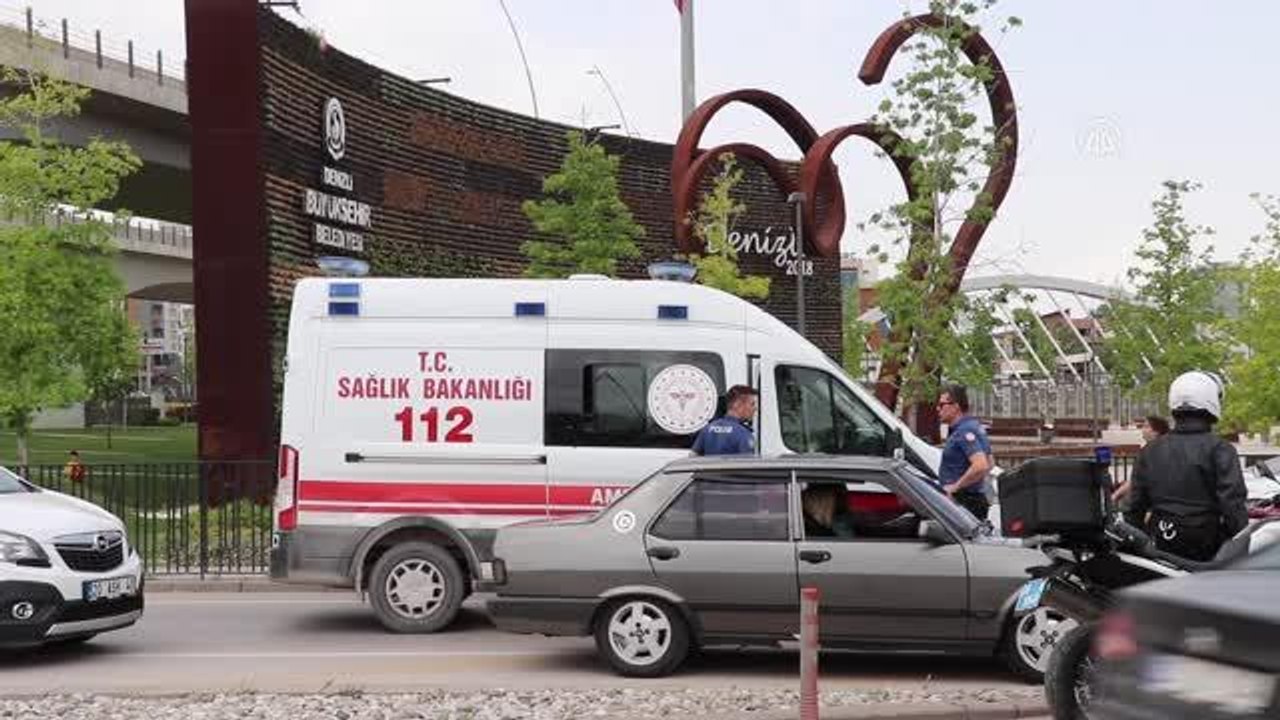 Son dakika! Otomobilin çarptığı polis memuru yaralandı