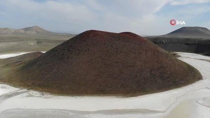 Meke Gölü'ne yoğun kış yağışları da yetmedi