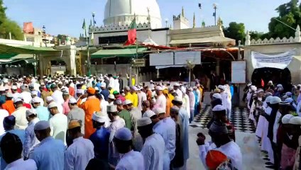 Video: ईद पर छाई खुशियां, लजीज पकवानों से महके घर