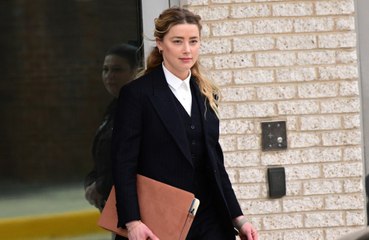 Amber Heard aurait ‘mis un coup de poing’ à Johnny Depp selon un agent de sécurité